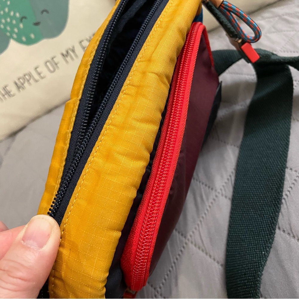 Tory Burch ripstop nylon colorblock crossbody - Picture 11 of 11